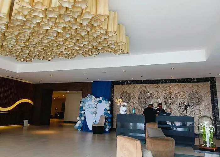 Mactan Newtown Lägenhetshotell